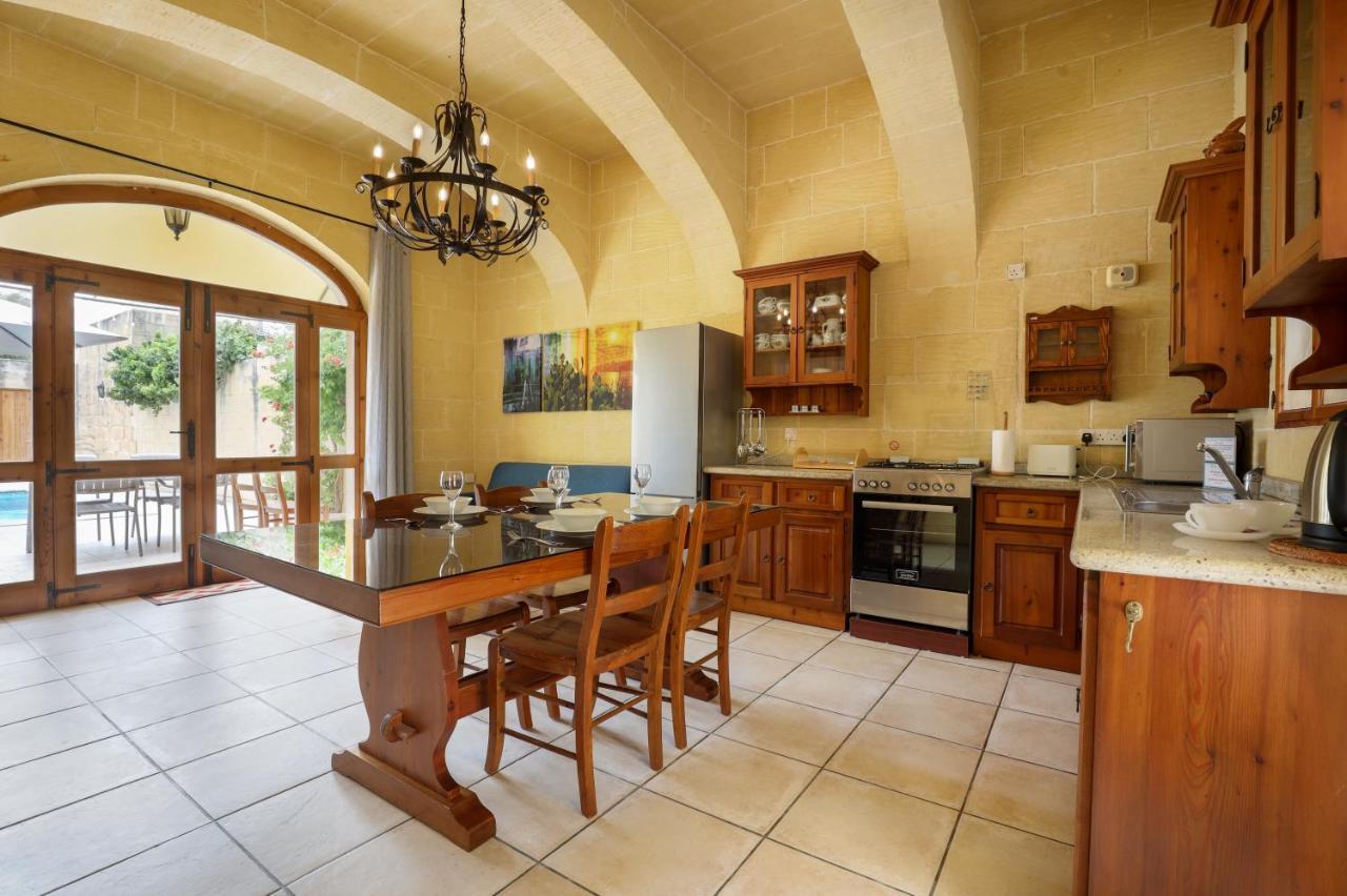 Superb Maltese Farmhouse With Private Pool Villa Victoria Exterior photo